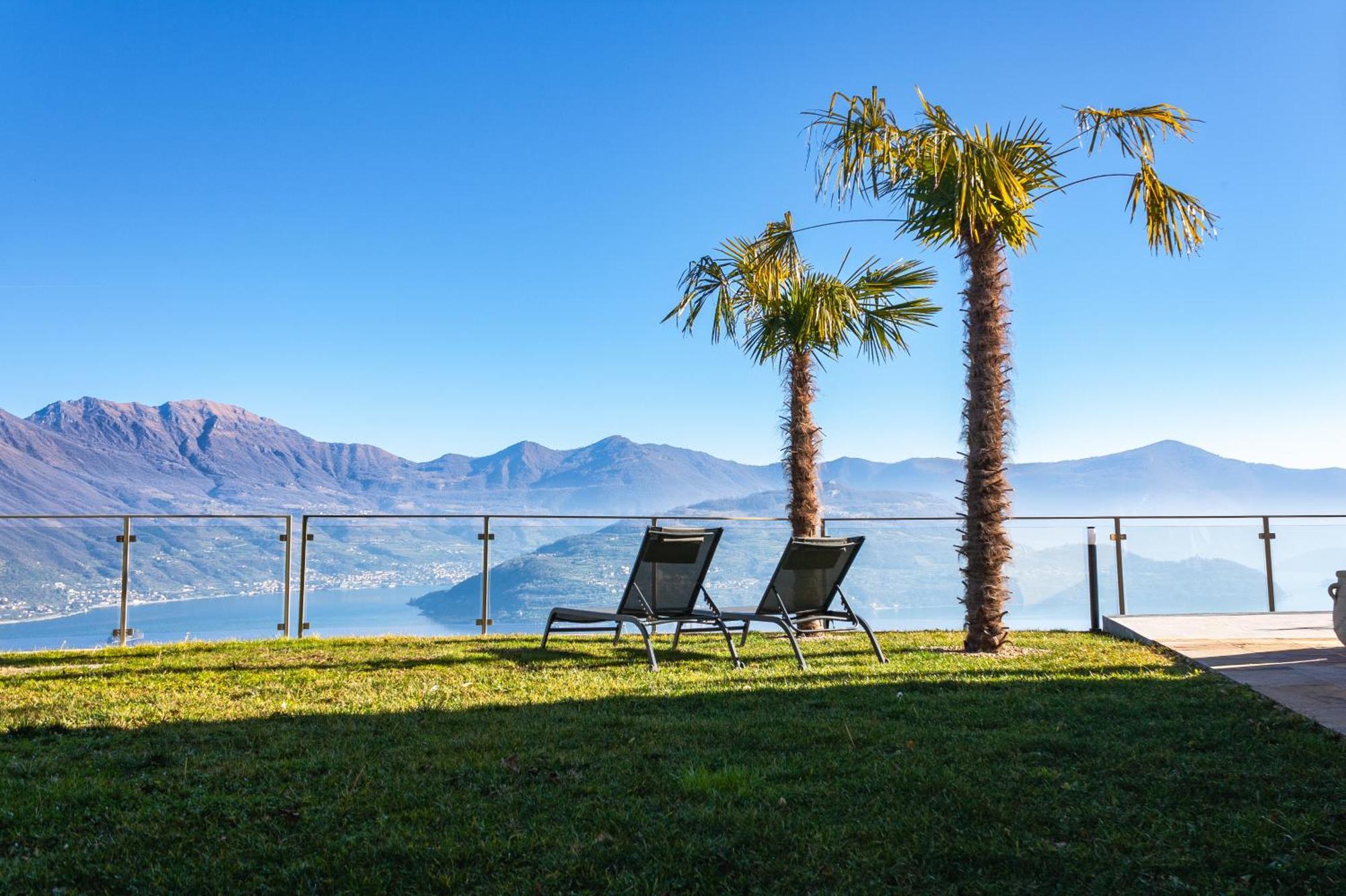 Mia Isola With Lake View, Garden And Swimming Pool Parzanica Eksteriør bilde