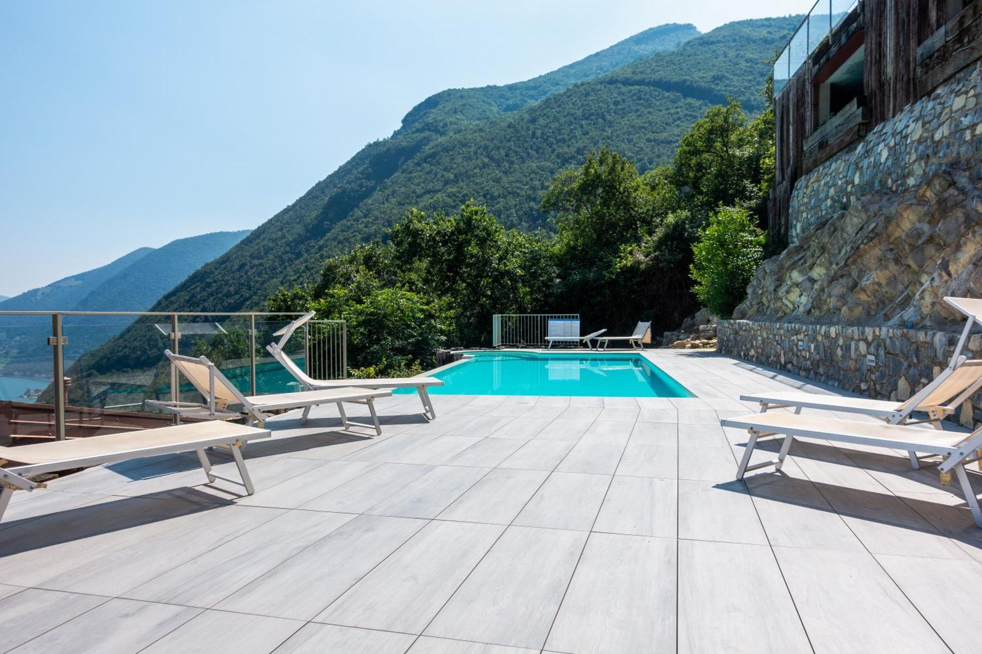 Mia Isola With Lake View, Garden And Swimming Pool Parzanica Eksteriør bilde