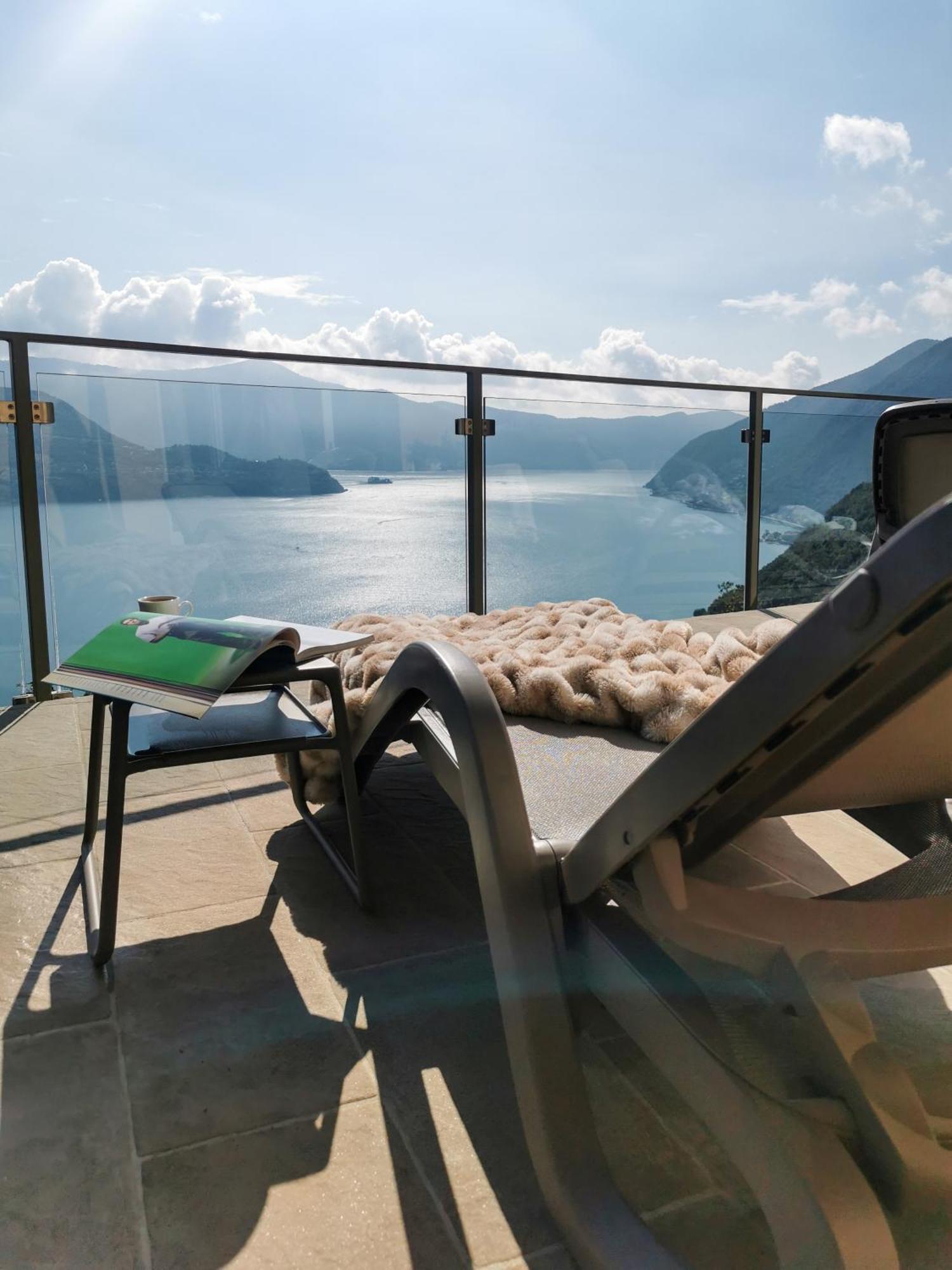 Mia Isola With Lake View, Garden And Swimming Pool Parzanica Eksteriør bilde